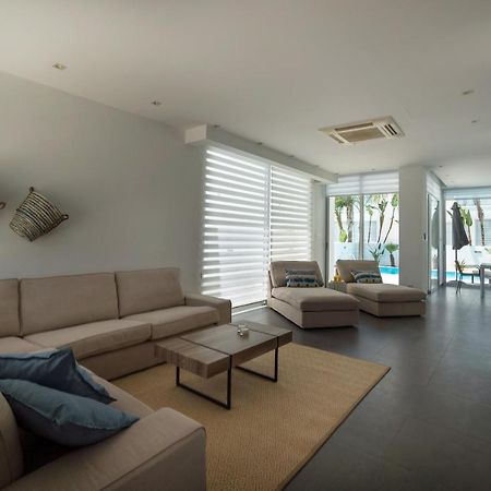 Touch Blue Residences لارنكا المظهر الخارجي الصورة