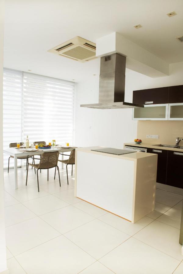 Touch Blue Residences لارنكا المظهر الخارجي الصورة