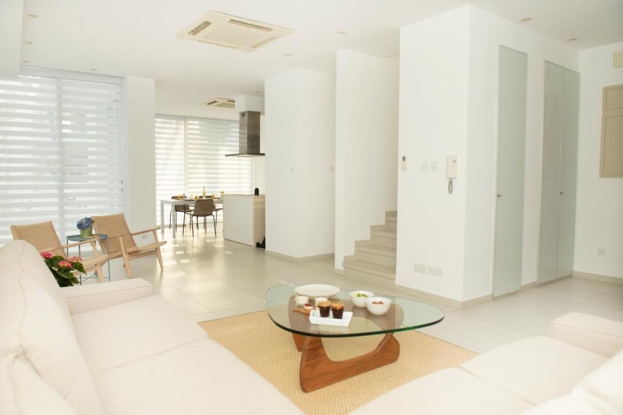 Touch Blue Residences لارنكا المظهر الخارجي الصورة