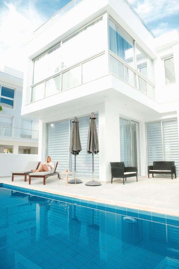 Touch Blue Residences لارنكا المظهر الخارجي الصورة