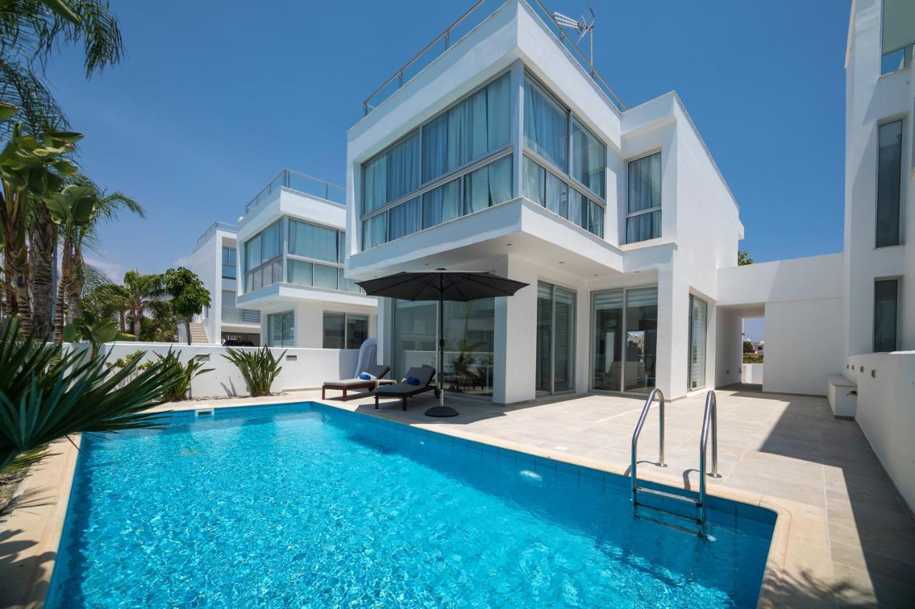 Touch Blue Residences لارنكا المظهر الخارجي الصورة